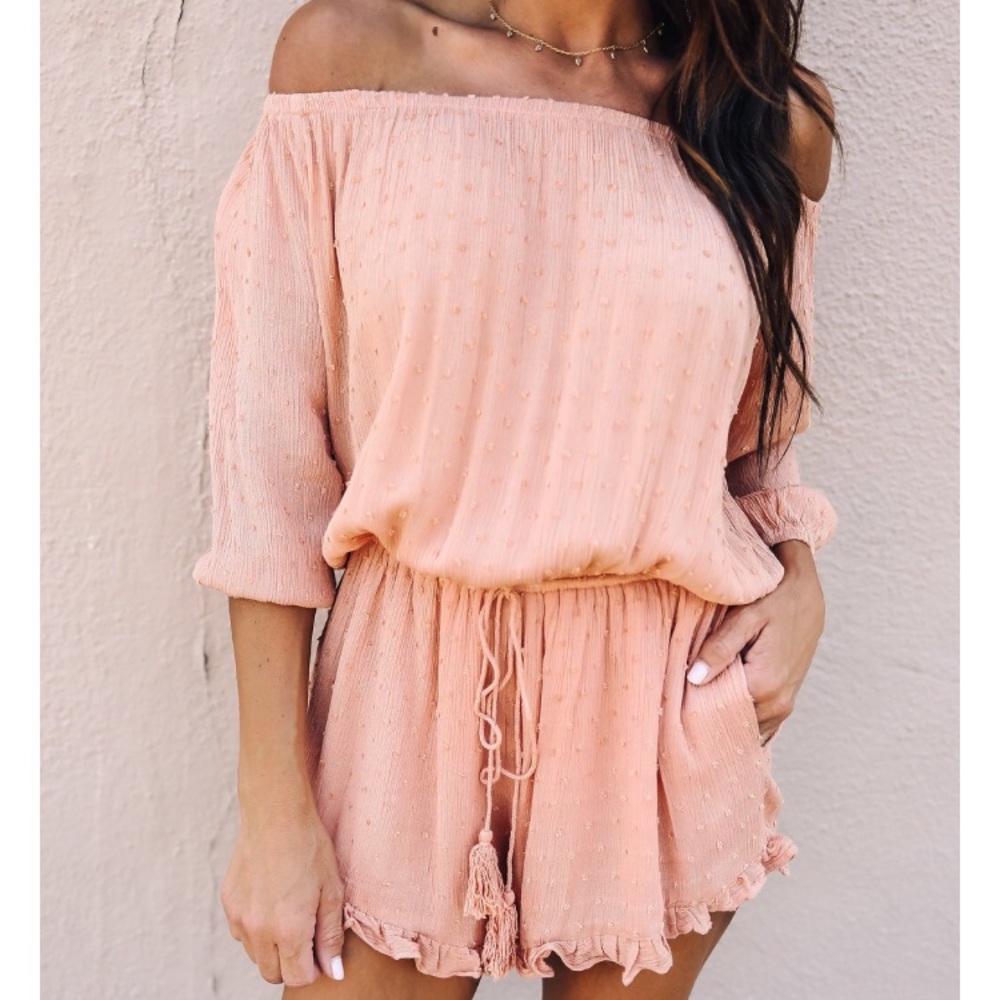 NWOT romper - Picture 3 of 5